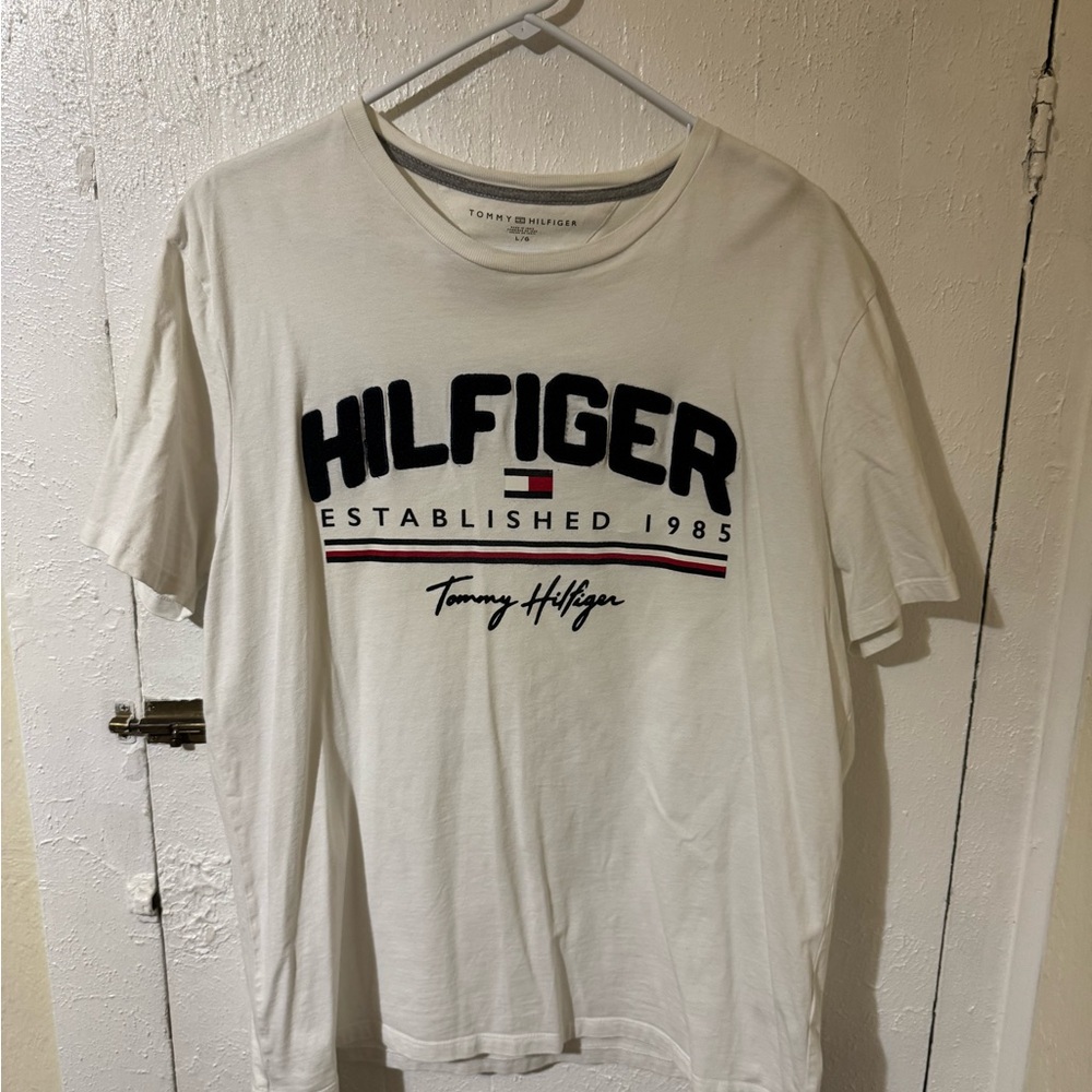 Tommy Hilfiger Cream Logo Tee